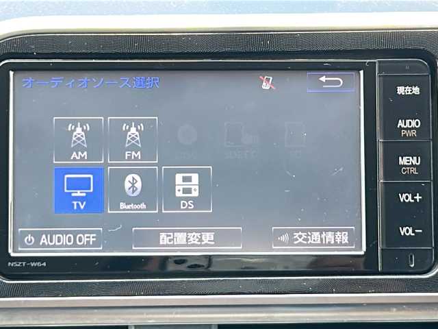 トヨタ シエンタ G 山口県 2016(平28)年 3.4万km ホワイトパールクリスタルシャイン ・トヨタ純正DOPナビ（NSZT-W64）/・AM/FM/CD/DVD/Bluetooth/SD/・リアカメラ/・両側パワースライド/・LEDヘッドライト/・純正フロアマット/・ドラレコ/・ETC/・横滑り防止装置/・アイドリングストップ/・ワンオーナー/・スペアキーあり