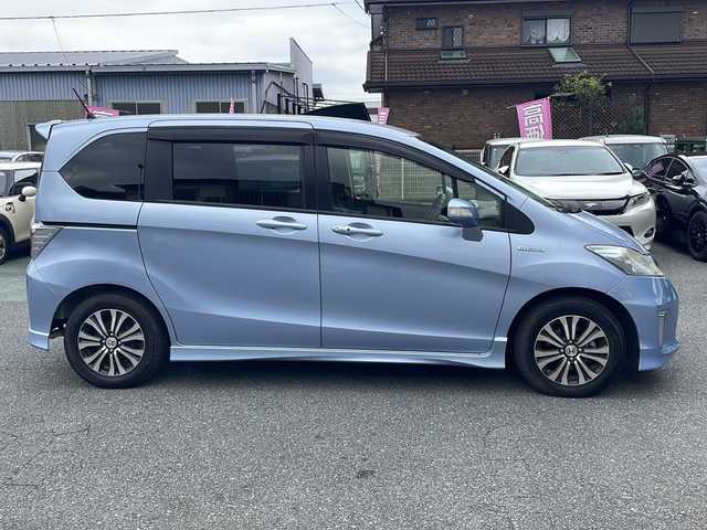 ホンダ フリード ハイブリット ジャストセレクション 埼玉県 2014(平26)年 1.6万km ライトブルー