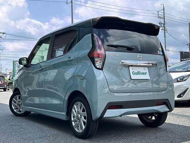 日産 デイズ ハイウェイスターX 岐阜県 2019(令1)年 5.1万km アッシュブラウン/ソーダブルー 純正メモリナビ(MJ118D-W)/【フルセグTV/SD/CD/USB/Bluetooth】/バックカメラ/衝突被害軽減システム/レーンキープアシスト/コーナーセンサー/純正14インチアルミホイール/オートLEDライト/オートマチックハイビーム/ETC/ドライブレコーダー(DRV-450)/横滑り防止装置/盗難防止装置/アイドリングストップ/プッシュスタート/スマートキー/スペアキー/取扱説明書/保証書