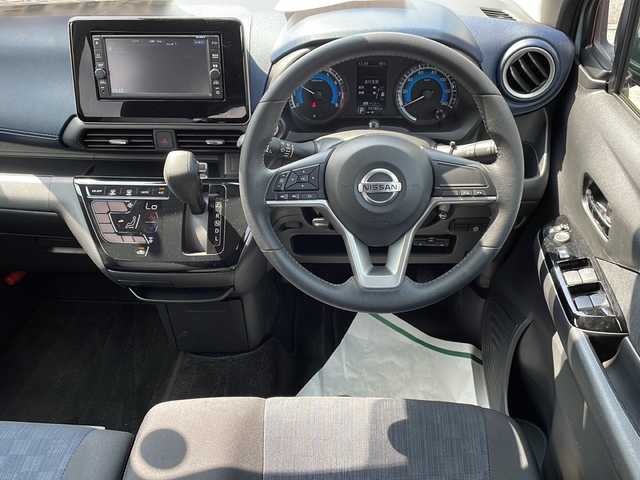 日産 デイズ ハイウェイスターX 岐阜県 2019(令1)年 5.1万km アッシュブラウン/ソーダブルー 純正メモリナビ(MJ118D-W)/【フルセグTV/SD/CD/USB/Bluetooth】/バックカメラ/衝突被害軽減システム/レーンキープアシスト/コーナーセンサー/純正14インチアルミホイール/オートLEDライト/オートマチックハイビーム/ETC/ドライブレコーダー(DRV-450)/横滑り防止装置/盗難防止装置/アイドリングストップ/プッシュスタート/スマートキー/スペアキー/取扱説明書/保証書