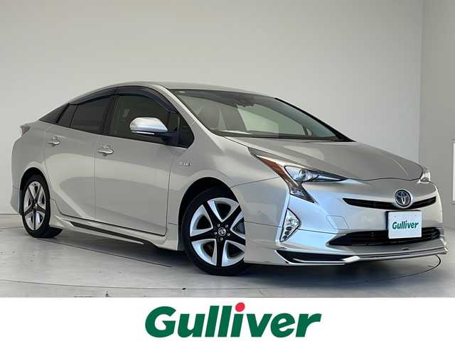 トヨタ プリウス S ツーリングセレクション 愛知県 2015(平27)年 2.8万km シルバー トヨタセーフティセンス/純正9型ナビ/モデリスタエアロ/レーダークルーズコントロール/シートヒーター/フルセグ/CD DVD/Bluetooth/バックカメラ/純正アルミホイール/LEDヘッドライト/レーンキープアシスト/オートマチックハイビーム/ドライブレコーダー/ETC/ステアリングスイッチ/スマートキー/プッシュスタート