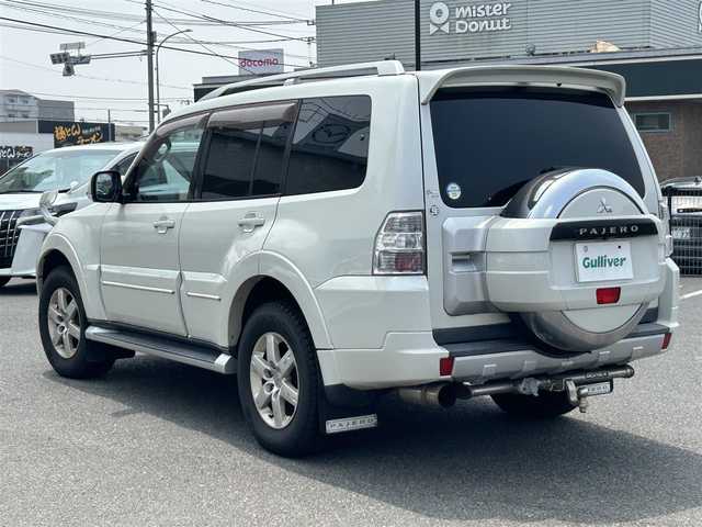 三菱 パジェロ ロング エクシード 広島県 2010(平22)年 17.4万km ウォームホワイトパール パートタイム4WD/社外ナビ/「CD/DVD/Bluetooth/フルセグTV」/SOREXヒッチメンバー/バックカメラ/シートヒーター/ETC/ドライブレコーダー/センターインフォメーションディスプレイ/オートライト/スペアキー