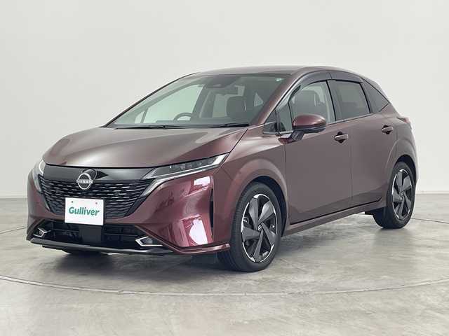 日産 オーラ G レザーエディション 群馬県 2024(令6)年 0.8万km バーガンディー BOSEパーソナルプラスサウンドシステム　純正9型ナビ　全周囲カメラ　衝突被害軽減ブレーキ　置くだけ充電　デジタルインナーミラー　ステアリングヒーター　アダプティブクルーズコントロール　LED　禁煙車