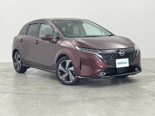 日産 オーラ G レザーエディション 群馬県 2024(令6)年 0.8万km バーガンディー BOSEパーソナルプラスサウンドシステム　純正9型ナビ　全周囲カメラ　衝突被害軽減ブレーキ　置くだけ充電　デジタルインナーミラー　ステアリングヒーター　アダプティブクルーズコントロール　LED　禁煙車