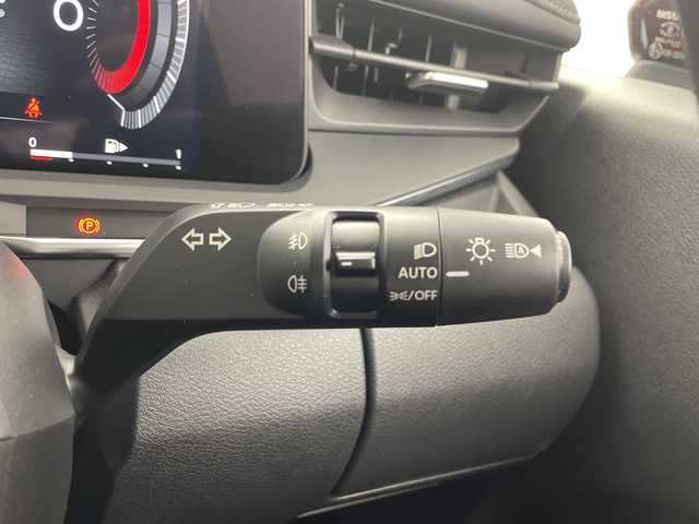 日産 オーラ G レザーエディション 群馬県 2024(令6)年 0.8万km バーガンディー BOSEパーソナルプラスサウンドシステム　純正9型ナビ　全周囲カメラ　衝突被害軽減ブレーキ　置くだけ充電　デジタルインナーミラー　ステアリングヒーター　アダプティブクルーズコントロール　LED　禁煙車