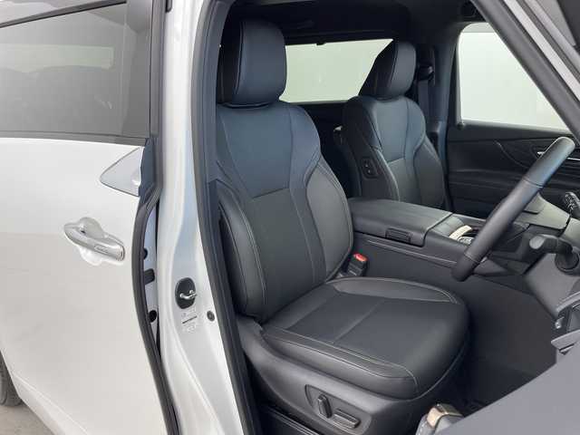 トヨタ アルファード Z 道央・札幌 2025(令7)年 0.2万km プラチナホワイトパールマイカ ・4WD  /  寒冷地仕様/・トヨタセーフティーセンス/・純正14インチディスプレイオーディオ/・BT/USB(AppleCarPlay/AndroidAuto)/・フルセグTV/・パノラミックビューモニター/・両側パワースライドドア/・パワーバックドア/・レーダークルーズコントロール/・3眼LEDヘッドライト/・アダプティブハイビームシステム/・フロント/リアフォグランプ/・ブラック合成皮革シート/・メモリーパワーシート/・シートヒーター/ベンチレーション/・スマートキー/・純正18インチAW/・置くだけ充電/・デジタルインナーミラー/・純正ドライブレコーダー/・ETC2.0