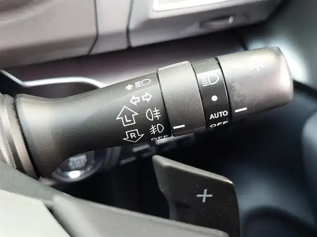 スバル インプレッサ スポーツ 2．0i－S アイサイト 東京都 2018(平30)年 7.6万km クリスタルブラックシリカ 本革シート/純正ナビ〔CN-LR830D〕/　・フルセグＴＶ/　・Bluetooth接続/　・CD/DVD/　・USB/　・AM/FMラジオ/バックカメラ/サイドビューカメラ/ドライブレコーダー〔ZDR-022〕/ETC2.0/コーナーセンサー/シートヒーター/SRH/RVD/LEDヘッドライト/LEDデイライナー/プッシュスタート/スマートキー/保証書/整備記録簿/取扱説明書