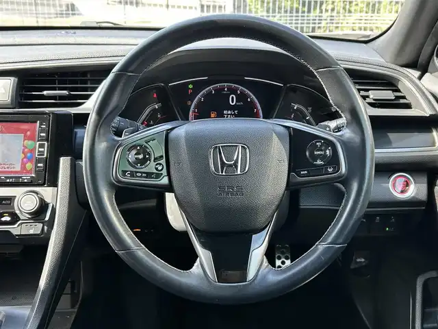 ホンダ シビック ハッチバック 宮城県 2020(令2)年 5.4万km プラチナホワイトパール １オーナー//純正ＡＷ//Ｍｏｄｕｌｏ　ＡＷ//ドラレコ//純正ＳＤナビ（ＤＶＤ、ＣＤ、ＦＭ、ＡＭ、ＳＤ、ＢＴ）//追従型クルコン//純正フロアマット//ビルトインＥＴＣ２．０//Ｄ／Ｎヒートシーター//プリクラッシュセーフティ//車線維持支援システム//横滑り防止機能//プッシュスタート//キーレス