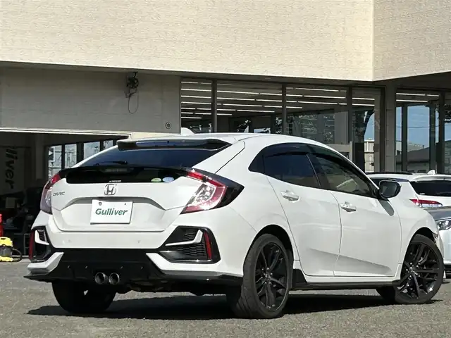 ホンダ シビック ハッチバック 宮城県 2020(令2)年 5.4万km プラチナホワイトパール １オーナー//純正ＡＷ//Ｍｏｄｕｌｏ　ＡＷ//ドラレコ//純正ＳＤナビ（ＤＶＤ、ＣＤ、ＦＭ、ＡＭ、ＳＤ、ＢＴ）//追従型クルコン//純正フロアマット//ビルトインＥＴＣ２．０//Ｄ／Ｎヒートシーター//プリクラッシュセーフティ//車線維持支援システム//横滑り防止機能//プッシュスタート//キーレス