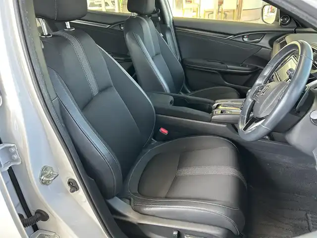 ホンダ シビック ハッチバック 宮城県 2020(令2)年 5.4万km プラチナホワイトパール １オーナー//純正ＡＷ//Ｍｏｄｕｌｏ　ＡＷ//ドラレコ//純正ＳＤナビ（ＤＶＤ、ＣＤ、ＦＭ、ＡＭ、ＳＤ、ＢＴ）//追従型クルコン//純正フロアマット//ビルトインＥＴＣ２．０//Ｄ／Ｎヒートシーター//プリクラッシュセーフティ//車線維持支援システム//横滑り防止機能//プッシュスタート//キーレス