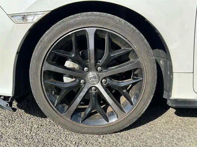 ホンダ シビック ハッチバック 宮城県 2020(令2)年 5.4万km プラチナホワイトパール １オーナー//純正ＡＷ//Ｍｏｄｕｌｏ　ＡＷ//ドラレコ//純正ＳＤナビ（ＤＶＤ、ＣＤ、ＦＭ、ＡＭ、ＳＤ、ＢＴ）//追従型クルコン//純正フロアマット//ビルトインＥＴＣ２．０//Ｄ／Ｎヒートシーター//プリクラッシュセーフティ//車線維持支援システム//横滑り防止機能//プッシュスタート//キーレス