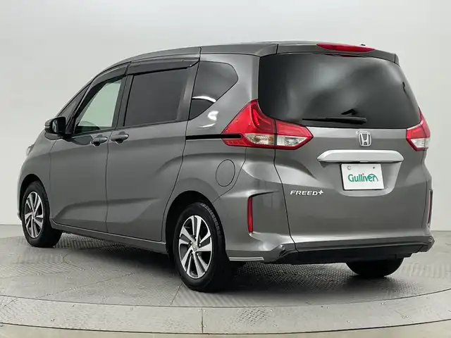 ホンダ フリード＋ G ホンダセンシング 新潟県 2022(令4)年 5.6万km スーパープラチナグレーメタリック 純正ナビ/　　フルセグ/CD/DVD/BT/バックカメラ/両側パワースライドドア/レーダークルーズコントロール/LEDオートライト/ハーフレザー/シートヒーター/純正15インチアルミホイール/ステリングスイッチ/アイドリングストップ/レーンキープ/スマートキー/ビルトインETC
