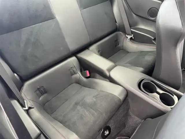 トヨタ ８６ GT リミテッド 愛知県 2012(平24)年 4.5万km サテンホワイトパール ＴＲＤエアロ　/ＴＲＤマフラー　/ナビNSZT-W62G/ＨＩＤライト　/オートライト　/スマートキー　/ワンセグＴＶ　/プッシュスタート/アルミホイール　/フロアマット　/保証書　/取説　/記録簿