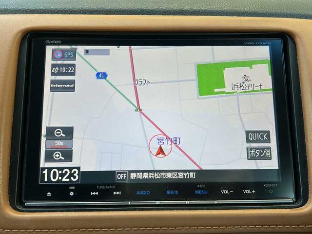 ホンダ ヴェゼル ハイブリッド Z ホンダセンシング 静岡県 2017(平29)年 7.7万km クリスタルブラックパール 純正ナビ/・CD/DVD/USB/SD/ipod/HDMI/Bluetooth/・ラジオ/フルセグTV/VTR/AUX/主要装備/・レーダークルーズコントロール　/・ドライブレコーダー　/・ＥＴＣ　/・ステアリングリモコン　/・パドルシフト　/・レーンキープアシスト　/・オートハイビーム　/・オートライト　/・バックカメラ　/・シートヒーター　/・クリアランスソナー/・ＬＥＤヘッドライト/・社外アルミホイール/・スマートキー/・プッシュスタート/・横滑り防止/・ABS/・盗難防止