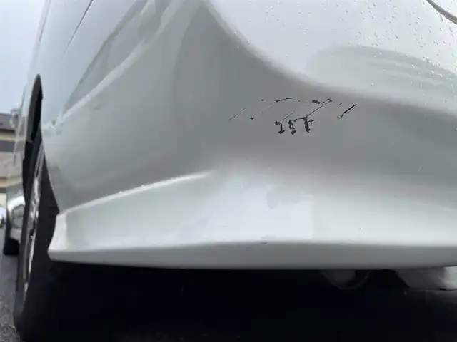 日産 エルグランド ライダー 千葉県 2005(平17)年 10.7万km ホワイトパール ナビ(AM/FM/DVD/MD)/純正17インチオーテックアルミホイール/全席合成皮革シート/オートライト/バックカメラ/左サイドカメラ（左側）/片側パワースライドドア（左側）/電動格納ミラー/ウインカーミラー/SNOW、POWER走行モード/BOSEスピーカー/ETC