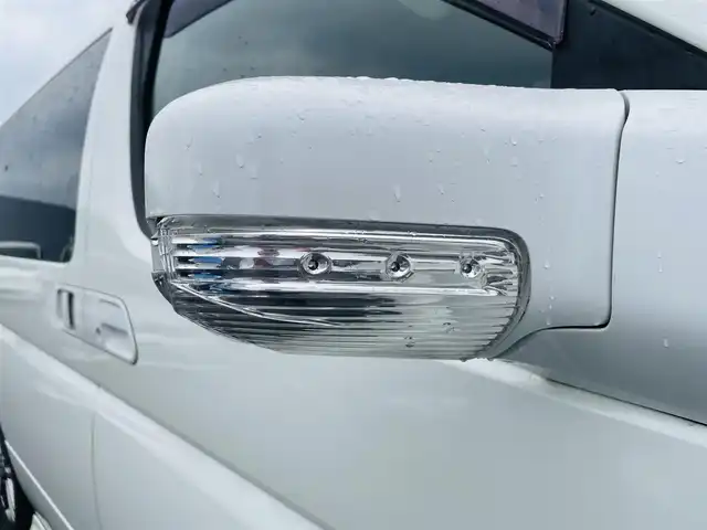 日産 エルグランド ライダー 千葉県 2005(平17)年 10.7万km ホワイトパール ナビ(AM/FM/DVD/MD)/純正17インチオーテックアルミホイール/全席合成皮革シート/オートライト/バックカメラ/左サイドカメラ（左側）/片側パワースライドドア（左側）/電動格納ミラー/ウインカーミラー/SNOW、POWER走行モード/BOSEスピーカー/ETC