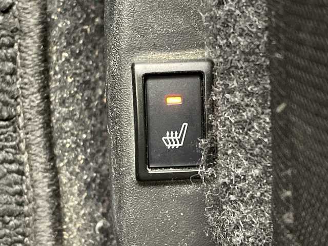 スズキ ソリオ HV MZ Dカメラ ブレーキS 茨城県 2017(平29)年 5.1万km ピュアホワイトP ワンオーナー/純正ナビ/BTオーディオ/フルセグテレビ/CD/DVD/ETC/クルーズコントロール/オートライト/フォグランプ/純正フロアマット/純正15インチAW/純正ドアバイザー/スマートキープッシュスタート/スタッドレスタイヤあり