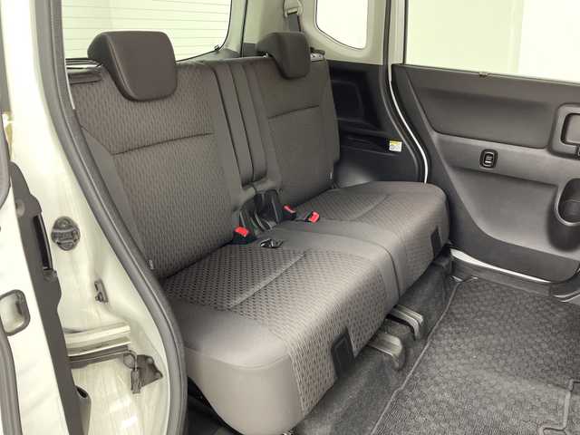 スズキ ソリオ HV MZ Dカメラ ブレーキS 茨城県 2017(平29)年 5.1万km ピュアホワイトP ワンオーナー/純正ナビ/BTオーディオ/フルセグテレビ/CD/DVD/ETC/クルーズコントロール/オートライト/フォグランプ/純正フロアマット/純正15インチAW/純正ドアバイザー/スマートキープッシュスタート/スタッドレスタイヤあり