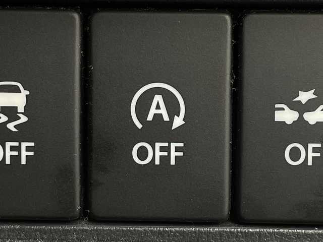 スズキ ソリオ HV MZ Dカメラ ブレーキS 茨城県 2017(平29)年 5.1万km ピュアホワイトP ワンオーナー/純正ナビ/BTオーディオ/フルセグテレビ/CD/DVD/ETC/クルーズコントロール/オートライト/フォグランプ/純正フロアマット/純正15インチAW/純正ドアバイザー/スマートキープッシュスタート/スタッドレスタイヤあり