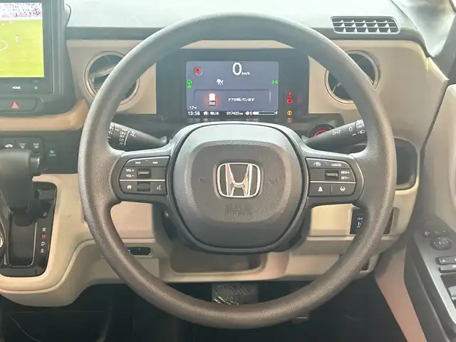 ホンダ Ｎ ＢＯＸ 埼玉県 2024(令6)年 1.8万km プラチナホワイトパール ホンダセンシング/純正ナビ/　　USB/BT/フルセグTV/バックカメラ/片側パワースライドドア/アダプティブクルーズコントロール/LEDオートライト/ステアリングスイッチ/プッシュスタート/ETC/禁煙車