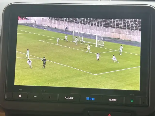 ホンダ Ｎ ＢＯＸ 埼玉県 2024(令6)年 1.8万km プラチナホワイトパール ホンダセンシング/純正ナビ/　　USB/BT/フルセグTV/バックカメラ/片側パワースライドドア/アダプティブクルーズコントロール/LEDオートライト/ステアリングスイッチ/プッシュスタート/ETC/禁煙車