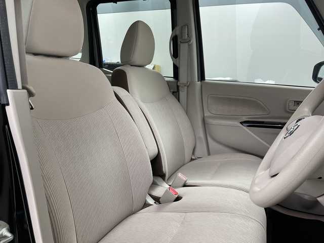 日産 デイズ ルークス X 道央・札幌 2017(平29)年 7.4万km ブラック ・４WD　/エマージェンシーブレーキ/・衝突被害軽減ブレーキ/・純正HDDナビ/・DVD.CD.フルセグ/・アラウンドビューモニターモニター/・バックカメラ/・左パワースライドドア/・プッシュスタート/スマートー/・アイドリングストップ/・スタッドレスタイヤＡＷ積込み/・ＥＴＣ