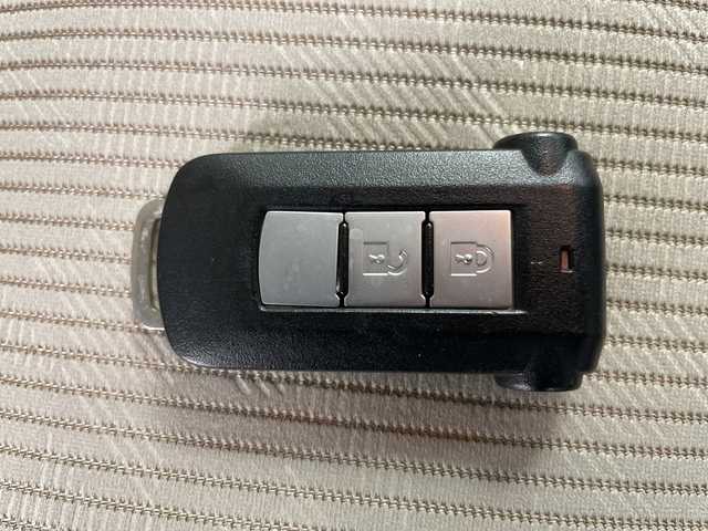 日産 デイズ ルークス X 道央・札幌 2017(平29)年 7.4万km ブラック ・４WD　/エマージェンシーブレーキ/・衝突被害軽減ブレーキ/・純正HDDナビ/・DVD.CD.フルセグ/・アラウンドビューモニターモニター/・バックカメラ/・左パワースライドドア/・プッシュスタート/スマートー/・アイドリングストップ/・スタッドレスタイヤＡＷ積込み/・ＥＴＣ