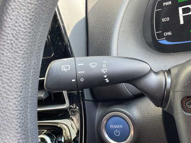 トヨタ アクア X 愛知県 2021(令3)年 1.8万km ブラスゴールドメタリック 純正ディズプレイオーディオナビ/レーダークルーズコントロール/バックカメラ/コーナーセンサー/LEDヘッドライト/オートマチックハイビーム/ETC/衝突軽減システム/フルセグ/Bluetooth/ステアリングスイッチ/スマートキー/プッシュスタート