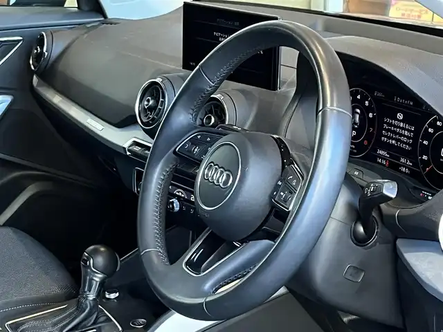 アウディ Ｑ２ 30TFSIスポーツ 宮城県 2020(令2)年 2.5万km グレー アシスタンスパッケージ/バーチャルコックピット/MMIナビゲーションシステム/フルセグTV/バックカメラ/パーキングエイド/シートヒーター/LEDヘッドライト/オートライト/アドバンストキー/パワーバックドア/純正17インチAW/ドライブレコーダー/ETC車載器