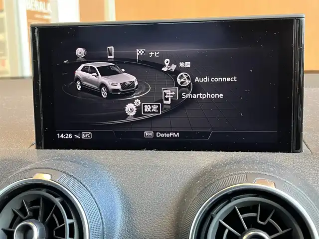 アウディ Ｑ２ 30TFSIスポーツ 宮城県 2020(令2)年 2.5万km グレー アシスタンスパッケージ/バーチャルコックピット/MMIナビゲーションシステム/フルセグTV/バックカメラ/パーキングエイド/シートヒーター/LEDヘッドライト/オートライト/アドバンストキー/パワーバックドア/純正17インチAW/ドライブレコーダー/ETC車載器