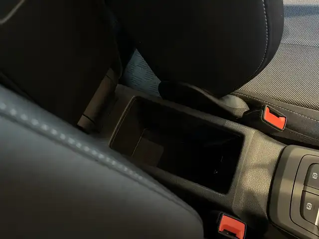 アウディ Ｑ２ 30TFSIスポーツ 宮城県 2020(令2)年 2.5万km グレー アシスタンスパッケージ/バーチャルコックピット/MMIナビゲーションシステム/フルセグTV/バックカメラ/パーキングエイド/シートヒーター/LEDヘッドライト/オートライト/アドバンストキー/パワーバックドア/純正17インチAW/ドライブレコーダー/ETC車載器