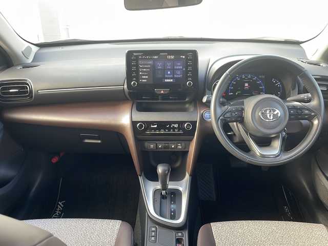 トヨタ ヤリスクロス ハイブリッド Z 三重県 2021(令3)年 3.7万km ホワイトパールクリスタルシャイン 禁煙/純正コネクテッドナビ/バックカメラ/ビルトインETC/シートヒーター/パワーシート/BSM/レーダークルーズコントロール/レーンキープアシスト/プリクラッシュ/スペアキー/LEDオートライト/電動格納ミラー