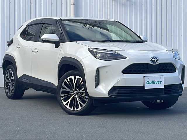 トヨタ ヤリスクロス ハイブリッド Z 三重県 2021(令3)年 3.7万km ホワイトパールクリスタルシャイン 禁煙/純正コネクテッドナビ/バックカメラ/ビルトインETC/シートヒーター/パワーシート/BSM/レーダークルーズコントロール/レーンキープアシスト/プリクラッシュ/スペアキー/LEDオートライト/電動格納ミラー