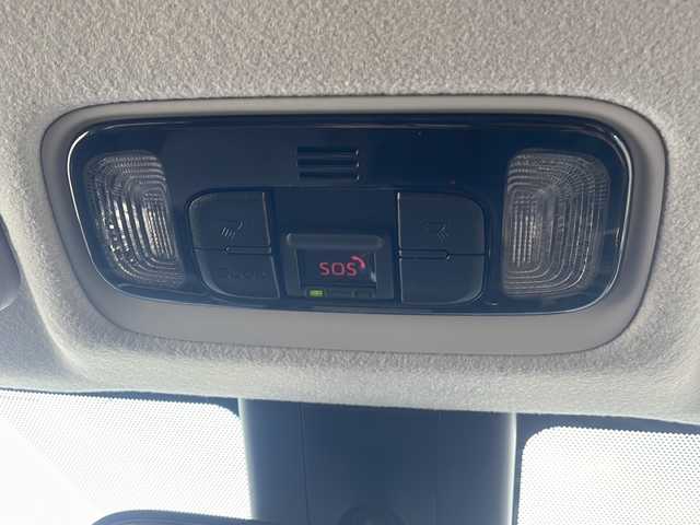 トヨタ ヤリスクロス ハイブリッド Z 三重県 2021(令3)年 3.7万km ホワイトパールクリスタルシャイン 禁煙/純正コネクテッドナビ/バックカメラ/ビルトインETC/シートヒーター/パワーシート/BSM/レーダークルーズコントロール/レーンキープアシスト/プリクラッシュ/スペアキー/LEDオートライト/電動格納ミラー