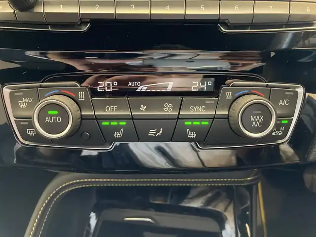 ＢＭＷ Ｘ２ sDrive18i MスポーツX 熊本県 2019(平31)年 4.5万km サファイアブラックP ２WD/純正ナビ/（BT/ライブラリ/USB）/インテリジェントセーフティ/ー衝突警告/ー歩行者警告/ー車線逸脱警告/ドライブレコーダー（前方）/革巻きステアリング/速度リミッター/MTモードAT/フロアマット/電動格納ミラーウィンカー/オートライト/オートワイパー/走行モードセレクト/ーSPORT/ーCOMFORT/ーECO PRO/パワーシート/シートヒーター/ETC2.0/LEDヘッドライト/LEDフォグライト