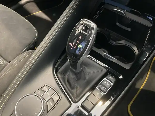 ＢＭＷ Ｘ２ sDrive18i MスポーツX 熊本県 2019(平31)年 4.5万km サファイアブラックP ２WD/純正ナビ/（BT/ライブラリ/USB）/インテリジェントセーフティ/ー衝突警告/ー歩行者警告/ー車線逸脱警告/ドライブレコーダー（前方）/革巻きステアリング/速度リミッター/MTモードAT/フロアマット/電動格納ミラーウィンカー/オートライト/オートワイパー/走行モードセレクト/ーSPORT/ーCOMFORT/ーECO PRO/パワーシート/シートヒーター/ETC2.0/LEDヘッドライト/LEDフォグライト