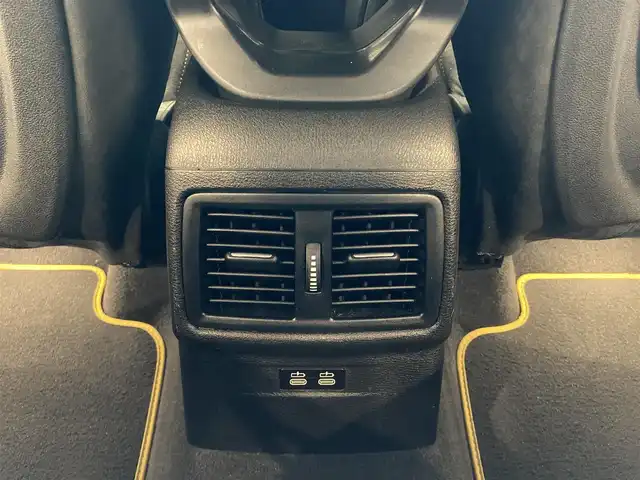 ＢＭＷ Ｘ２ sDrive18i MスポーツX 熊本県 2019(平31)年 4.5万km サファイアブラックP ２WD/純正ナビ/（BT/ライブラリ/USB）/インテリジェントセーフティ/ー衝突警告/ー歩行者警告/ー車線逸脱警告/ドライブレコーダー（前方）/革巻きステアリング/速度リミッター/MTモードAT/フロアマット/電動格納ミラーウィンカー/オートライト/オートワイパー/走行モードセレクト/ーSPORT/ーCOMFORT/ーECO PRO/パワーシート/シートヒーター/ETC2.0/LEDヘッドライト/LEDフォグライト