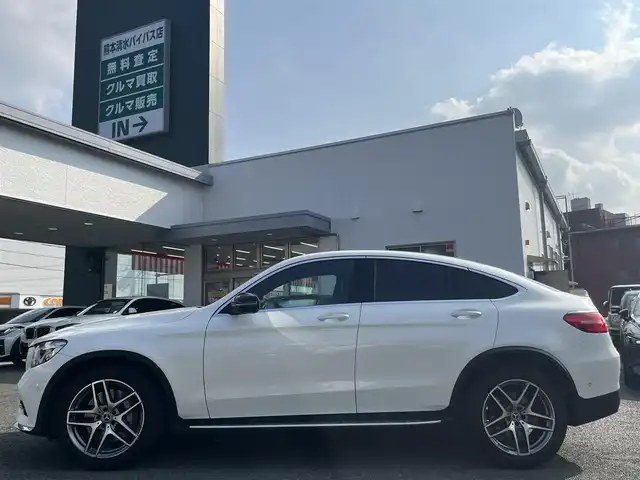 メルセデス・ベンツ ＧＬＣ２２０ d 4マチック クーペ スポーツ 愛知県 2017(平29)年 6.3万km ダイヤモンドホワイト 4WD/純正ナビ/【フルセグTV/Bluetooth/CD/DVD/ラジオ】/全方位カメラ/バックカメラ/ドライブレコーダー/ヘッドアップディスプレイ/レーダークルーズコントロール/パドルシフト/PRE-SAFEブレーキ/ブラインドスポットアシスト/クリアランスソナー/ステアリングアシスト/レーンキープアシスト/アテンションアシスト/横滑り防止機能/アイドリングストップ/パワーバックドア/黒ハーフレザーシート/前席パワーシート/前席シートメモリ/全席シートヒーター/ビルトインETC/純正19インチAW/オートライト/LEDヘッドライト/フォグランプ/保証書/取扱説明書