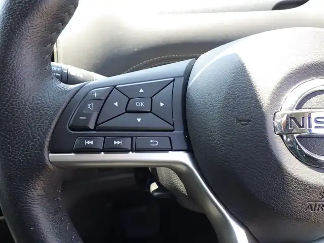 日産 セレナ ハイウェイスターVセレクションⅡ 千葉県 2019(平31)年 5.8万km シャイニングブルー エマージェンシーブレーキ/クルーズコントロール/ハンズフリー両側パワースライドドア/9インチ純正SDナビ/地デジTV/【BD/DVD/CD再生機能　Bluetooth接続】/アラウンドビューモニター/フリップダウンモニター/ドライブレコーダー（DJ4-D）/革巻きステアリング/ステアリングスイッチ/ETC/LEDヘッドライト/フォグライト/ウインカーミラー/コーナーセンサー/純正16インチアルミホイル/サイド/カーテンエアバッグ/インテリジェントキー