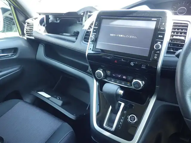 日産 セレナ ハイウェイスターVセレクションⅡ 千葉県 2019(平31)年 5.8万km シャイニングブルー エマージェンシーブレーキ/クルーズコントロール/ハンズフリー両側パワースライドドア/9インチ純正SDナビ/地デジTV/【BD/DVD/CD再生機能　Bluetooth接続】/アラウンドビューモニター/フリップダウンモニター/ドライブレコーダー（DJ4-D）/革巻きステアリング/ステアリングスイッチ/ETC/LEDヘッドライト/フォグライト/ウインカーミラー/コーナーセンサー/純正16インチアルミホイル/サイド/カーテンエアバッグ/インテリジェントキー