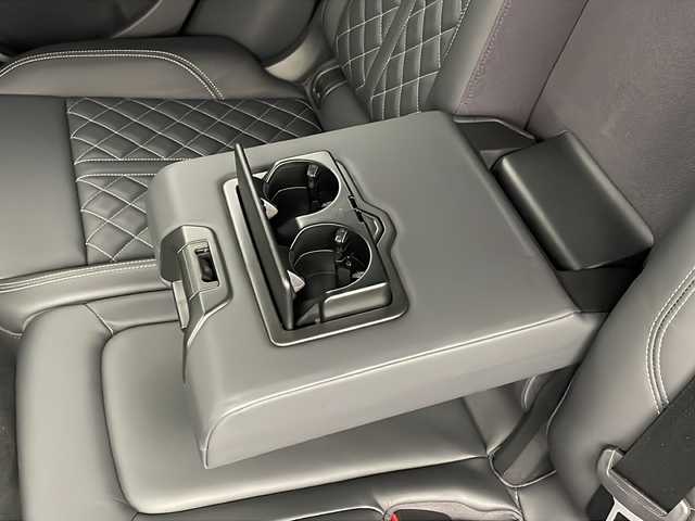 アウディ ＳＱ５ 新潟県 2017(平29)年 5.8万km ミトスブラックメタリック 4WD/ターボ/メーカー純正HDDナビ/(CD.DVD.SD再生.USB.フルセグ.Bluetooth)/バックカメラ/BANG＆OLUFSENプレミアムサウンド/Audiプレセンス/Audiサイドアシスト/レーダークルーズコントロール/ドライブセレクト/レインセンサー/LEDオートライト/前後フォグランプ/パドルシフト/パーキングアシスト/コーナーセンサー/パワーバックドア/アイドリングストップ/プッシュスタート/スマートキー×2