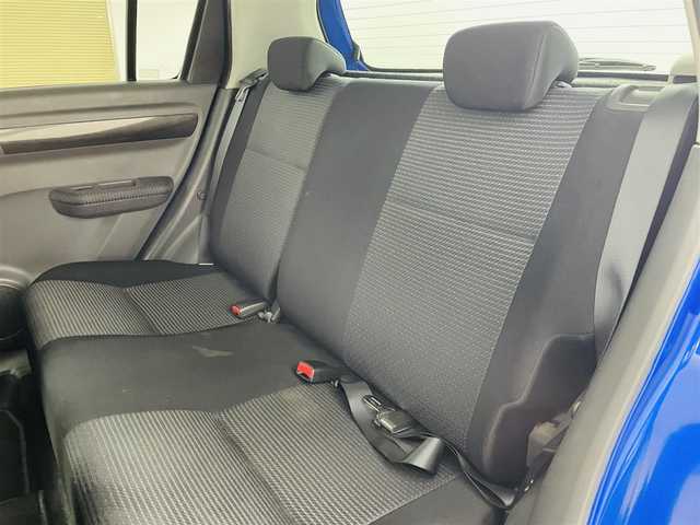 スズキ スイフト XG Lパッケージ 福島県 2010(平22)年 8.6万km パールメタリックカシミールブルー 純正オーディオ/・CD/AM/FM/・ETC/革巻きステアリング/・ステアリングリモコン/電動格納ミラー/スマートキー/ヘッドライトレベライザー/純正フロアマット/ドアバイザー