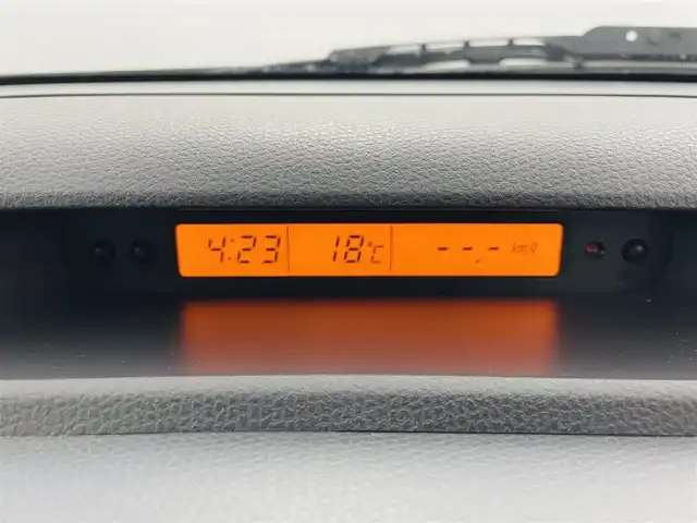 スズキ スイフト XG Lパッケージ 福島県 2010(平22)年 8.6万km パールメタリックカシミールブルー 純正オーディオ/・CD/AM/FM/・ETC/革巻きステアリング/・ステアリングリモコン/電動格納ミラー/スマートキー/ヘッドライトレベライザー/純正フロアマット/ドアバイザー
