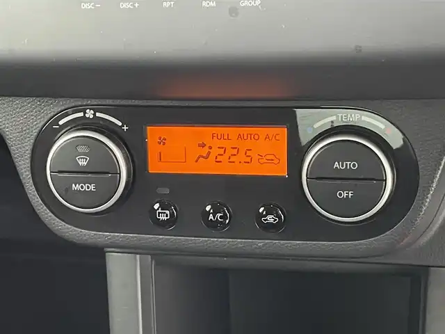 スズキ スイフト XG Lパッケージ 福島県 2010(平22)年 8.6万km パールメタリックカシミールブルー 純正オーディオ/・CD/AM/FM/・ETC/革巻きステアリング/・ステアリングリモコン/電動格納ミラー/スマートキー/ヘッドライトレベライザー/純正フロアマット/ドアバイザー