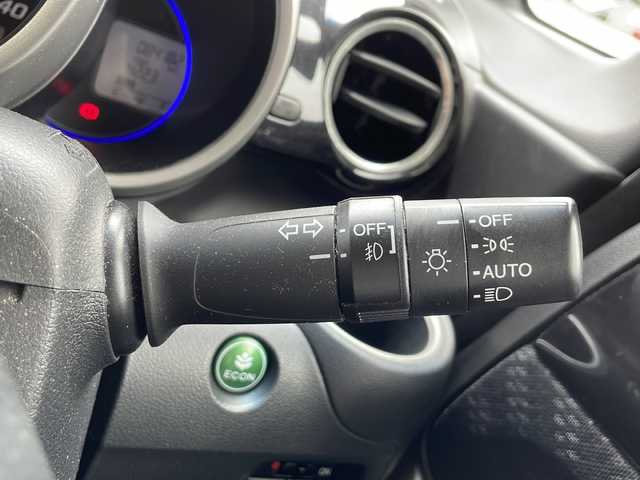 ホンダ Ｎ ＢＯＸ カスタム G ターボ Aパッケージ 静岡県 2014(平26)年 8.5万km ポリッシュドメタルメタリック 社外メモリナビ/・CD/・DVD/・Bluetooth/・フルセグTV/主要装備/・両側パワスラ/・クルコン/・バックカメラ/・ETC/・MTモード付/・前方ドラレコ/・純正フロアマット/・フォグランプ