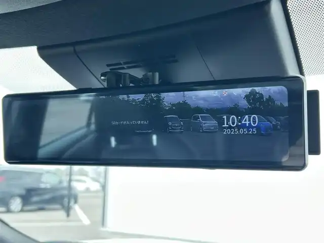 トヨタ カローラ クロス Z 愛媛県 2024(令6)年 1.4万km プラチナホワイトパールマイカ 純正10.5インチディスプレイオーディオ/車載ナビ機能/Bluetooth/フルセグTV/AppleCarPlay/コネクテッドナビ/ブラインドスポットモニター/全方位モニター/ワンオーナー/クルーズコントロール追従機能有/横滑り防止機能/衝突被害軽減システム/レーンキープアシスト/純正ビルトインETC/電動リアゲート/コーナーセンサー/パーキングアシスト/アイドリングストップ/LEDオートライト/オートマチックハイビーム/純正18インチAW/純正フロアマット/ルーフレール/スマートキー/スペアキー/運転席パワーシート/シートヒーター