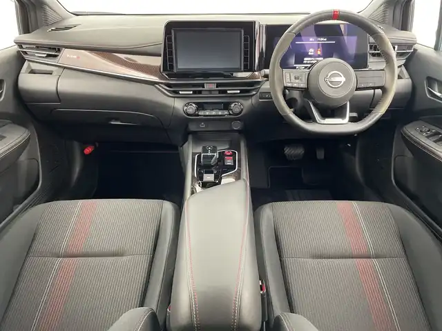 日産 オーラ ニスモ 新潟県 2022(令4)年 2.2万km スーパーブラック 純正メモリナビ（MJ321D-L）/・AM/FM/CD/DVD/Bluetooth/フルセグ/バックモニター/アラウンドビューモニター/衝突被害軽減システム/ETC2.0/前後ドライブレコーダー/純正LEDヘッドライト/オートライト/オートマチックハイビーム/純正17インチAW夏タイヤ/純正フロアマット/ABS/横滑り防止機能/前後コーナーセンサー/ステアリングスイッチ/オートブレーキホールド