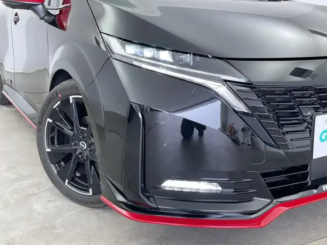 日産 オーラ ニスモ 新潟県 2022(令4)年 2.2万km スーパーブラック 純正メモリナビ（MJ321D-L）/・AM/FM/CD/DVD/Bluetooth/フルセグ/バックモニター/アラウンドビューモニター/衝突被害軽減システム/ETC2.0/前後ドライブレコーダー/純正LEDヘッドライト/オートライト/オートマチックハイビーム/純正17インチAW夏タイヤ/純正フロアマット/ABS/横滑り防止機能/前後コーナーセンサー/ステアリングスイッチ/オートブレーキホールド