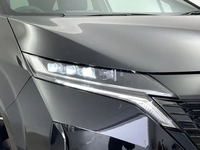 日産 オーラ ニスモ 新潟県 2022(令4)年 2.2万km スーパーブラック 純正メモリナビ（MJ321D-L）/・AM/FM/CD/DVD/Bluetooth/フルセグ/バックモニター/アラウンドビューモニター/衝突被害軽減システム/ETC2.0/前後ドライブレコーダー/純正LEDヘッドライト/オートライト/オートマチックハイビーム/純正17インチAW夏タイヤ/純正フロアマット/ABS/横滑り防止機能/前後コーナーセンサー/ステアリングスイッチ/オートブレーキホールド
