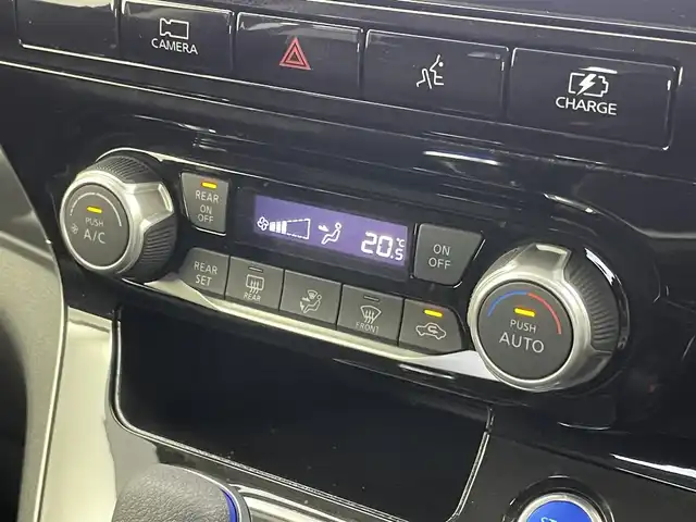 日産 セレナ e－パワー ハイウェイスター V 埼玉県 2022(令4)年 3.2万km ダイヤモンドブラック 純正１０インチナビ　アラウンドビューモニター　ＢＳI　ビルトインＥＴＣ　プロパイロット　レーダークルーズコントロール　デジタルインナーミラー　ドラレコ　ハンズフリー　ＨＤＭＩ　ＬＥＤライト　地デジＴＶ